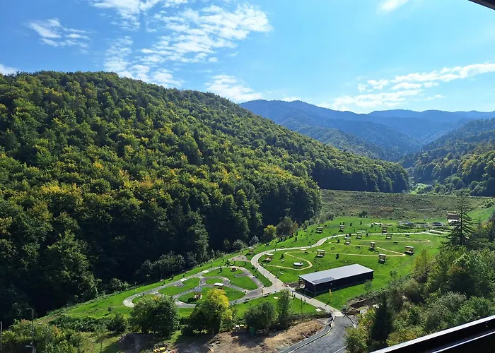 Spacious Mountain-View With Hot Tub And Free Parking 10 Min To Old Town